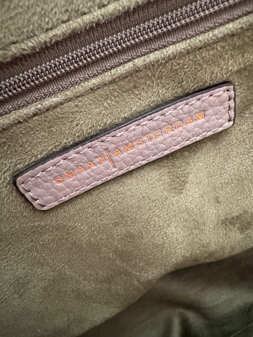 SMAAK Amsterdam Grey Pebbled Leather Laptop Tote | Shoulder & Top Handles - Picture 9 of 12